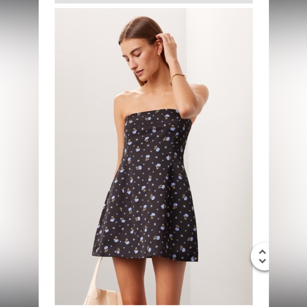 WeWoreWhat Black and Blue Strapless Dress